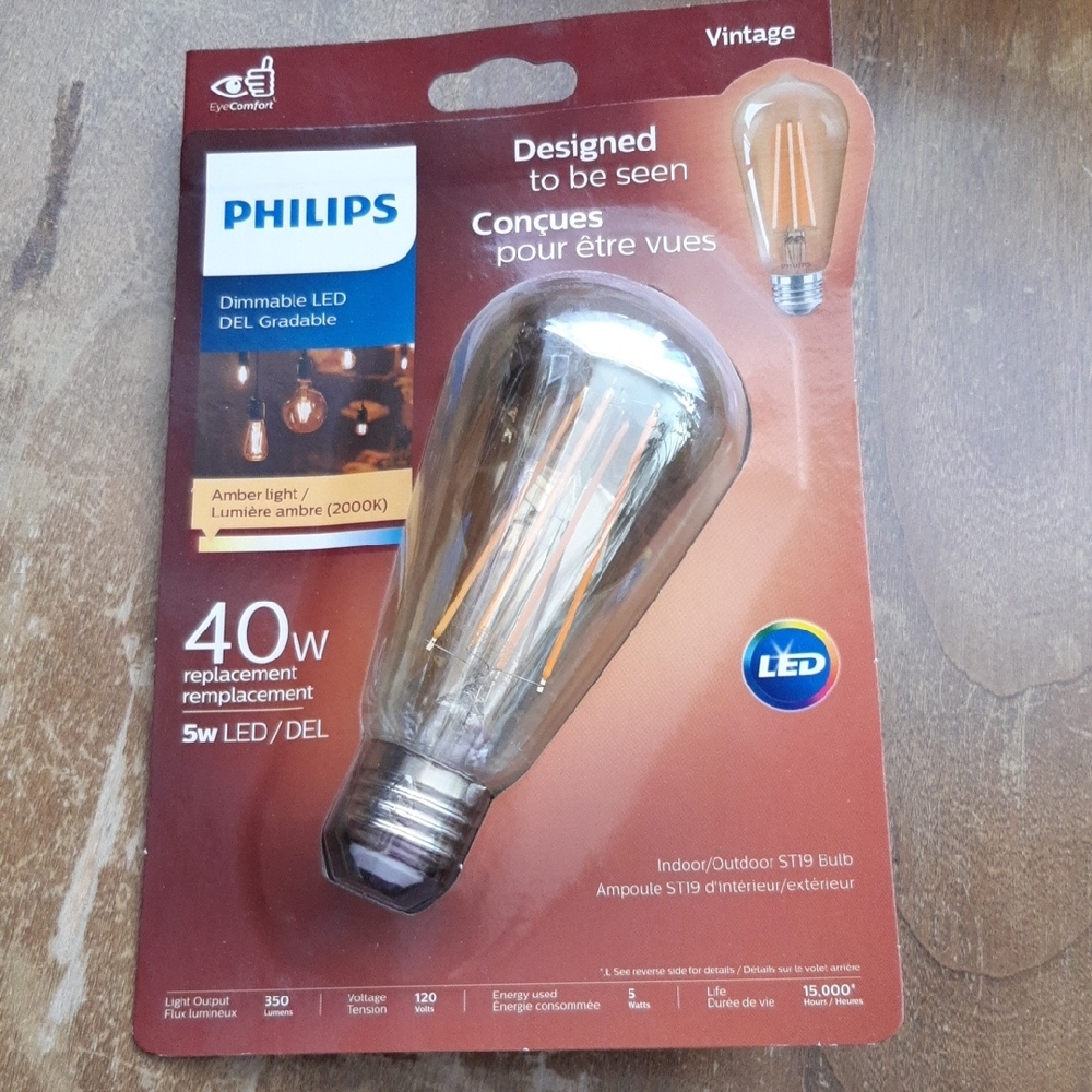 Philips Vintage Dimmable LED Bulb